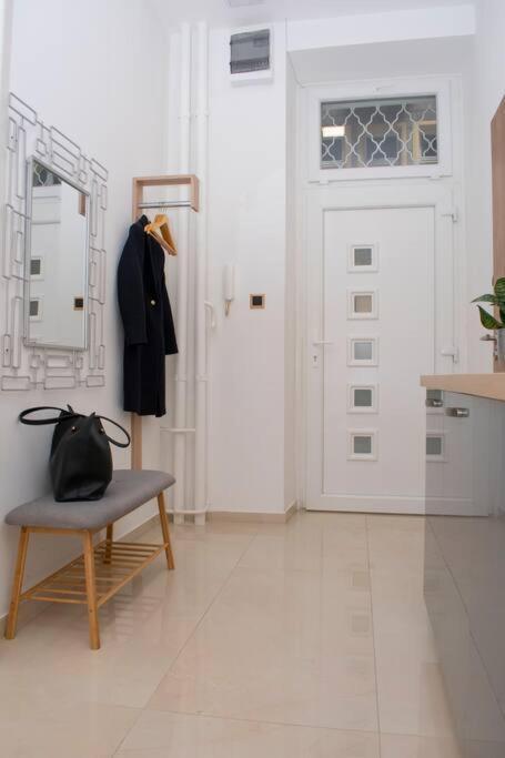 Elegant Stylish Modern Downtown Home Next 2 Danube 부다페스트 외부 사진
